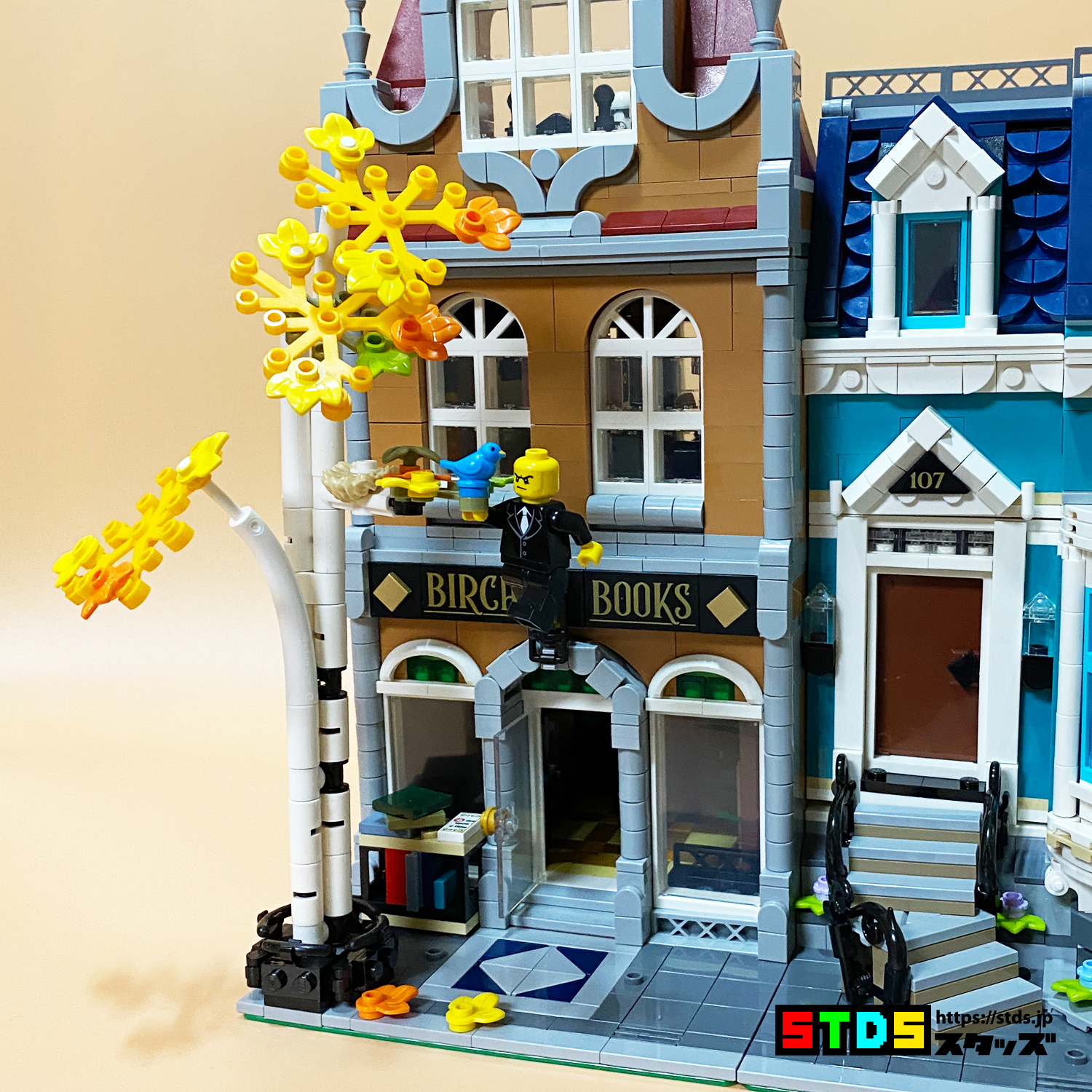 LEGO 10270 Bookshop Review : Watch Statham and Stallone's Breathtaking Action