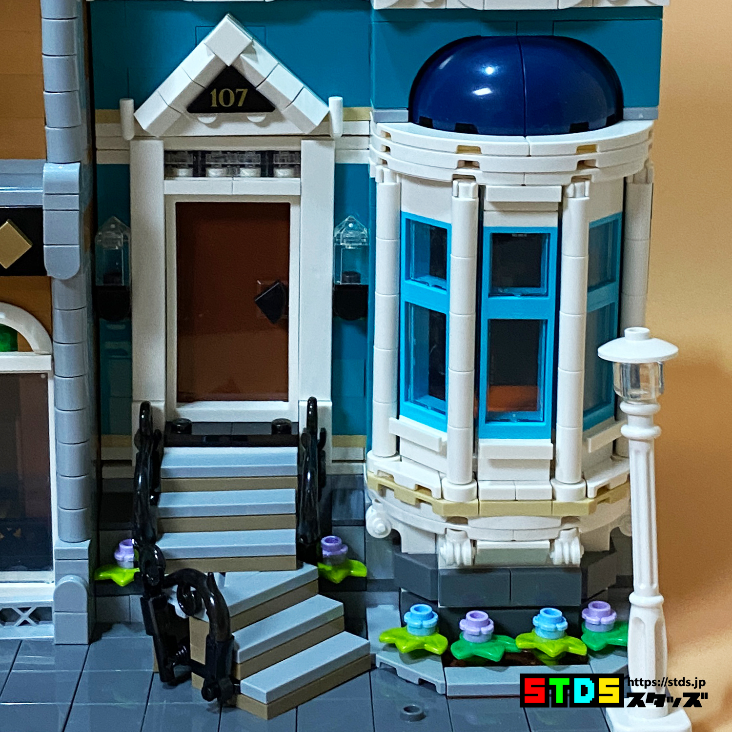 LEGO 10270 Bookshop Review : Watch Statham and Stallone's Breathtaking Action