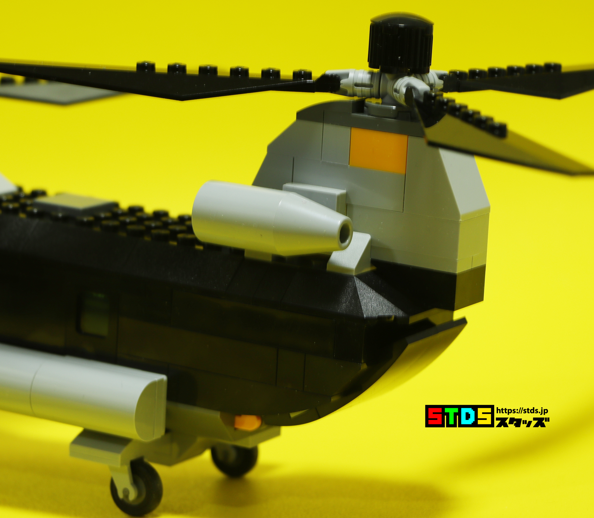LEGO 76162 Black Widow's Helicopter Chase Marvel Review : Comparing with Real Chinook(CH-47)