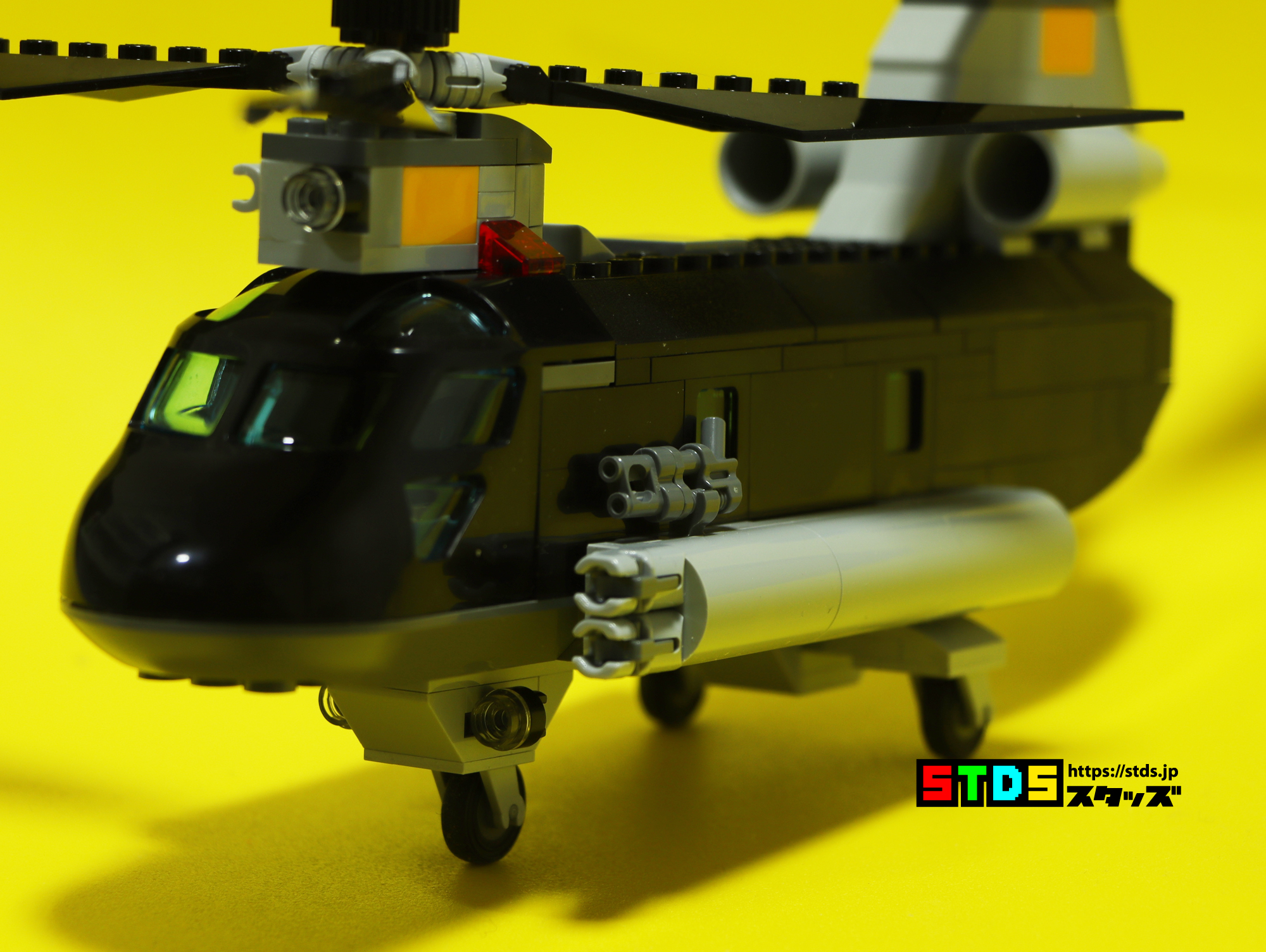 LEGO 76162 Black Widow's Helicopter Chase Marvel Review : Comparing with Real Chinook(CH-47)