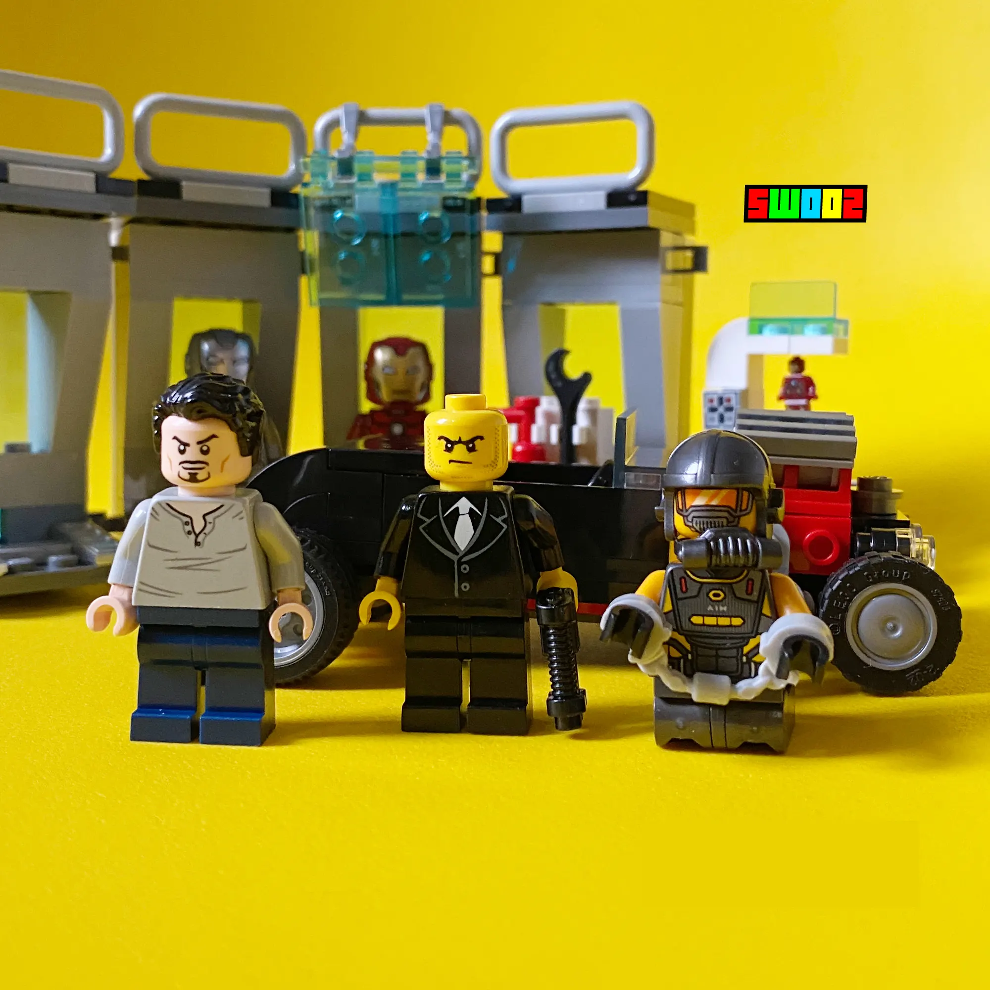 LEGO 76167 Iron Man Armory Review : Jason Statham Joins Iron Man!