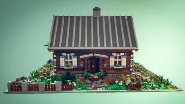 HOUSE OF OPEN SHUTTERS | LEGO(R)IDEAS 10K Design for 2022 3rd Review