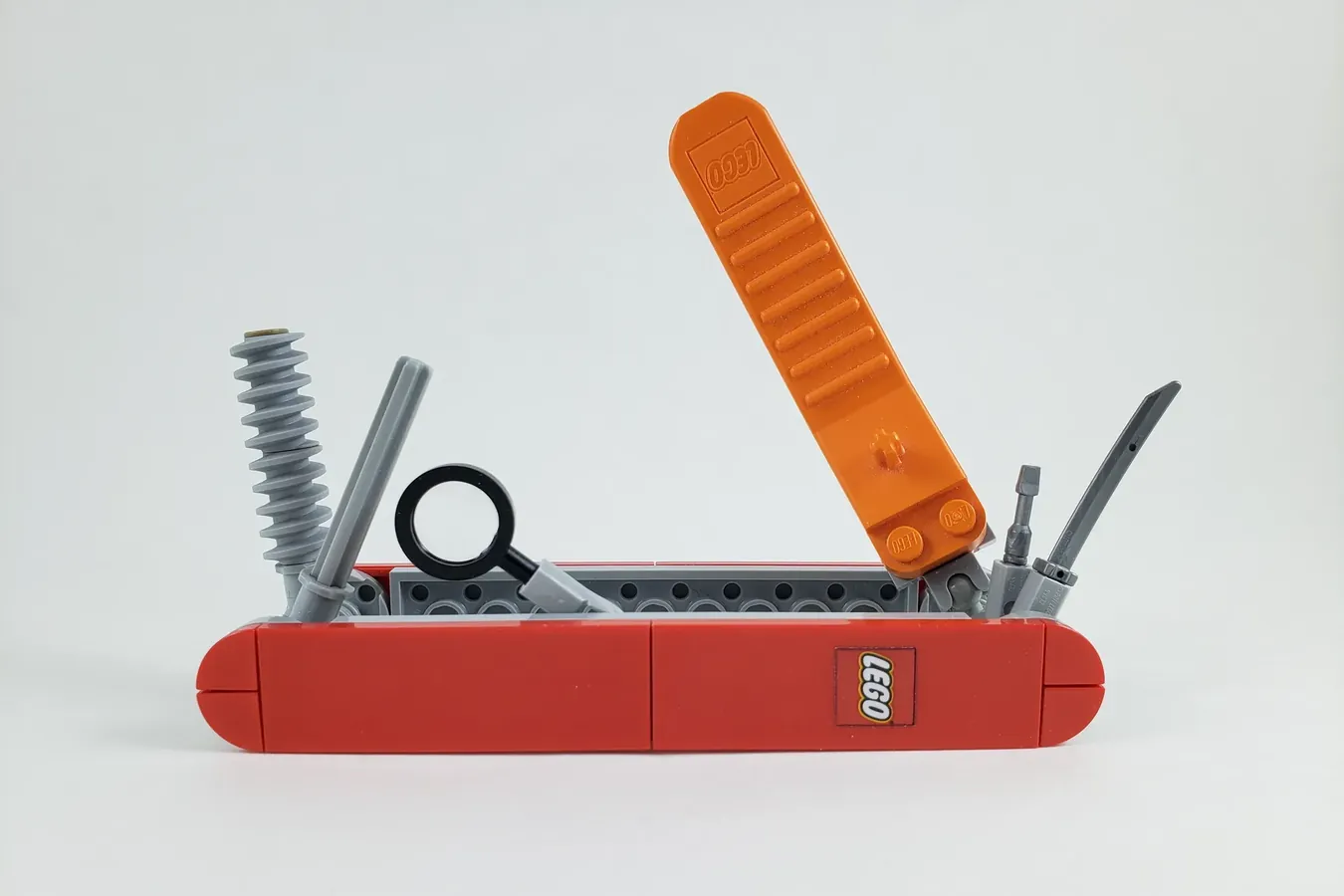 MULTI-TOOL 10K Design Advanced to LEGO(R)IDEAS 2023 1st Review