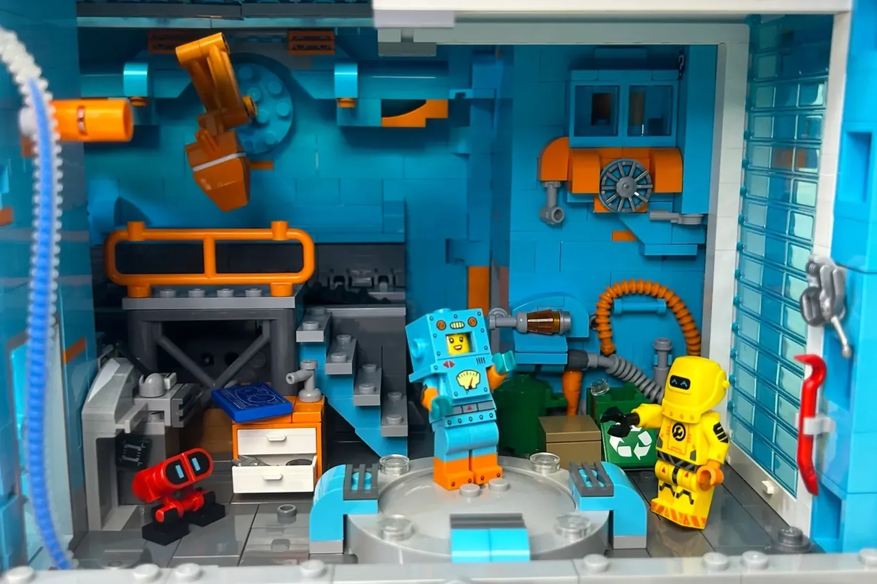 ROBOTIC MECH FACTORY 10K Design Advanced to LEGO(R)IDEAS 2023 1st Review