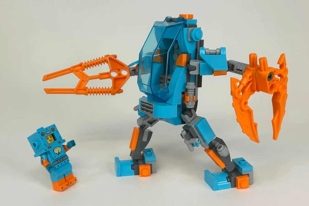 ROBOTIC MECH FACTORY 10K Design Advanced to LEGO(R)IDEAS 2023 1st Review