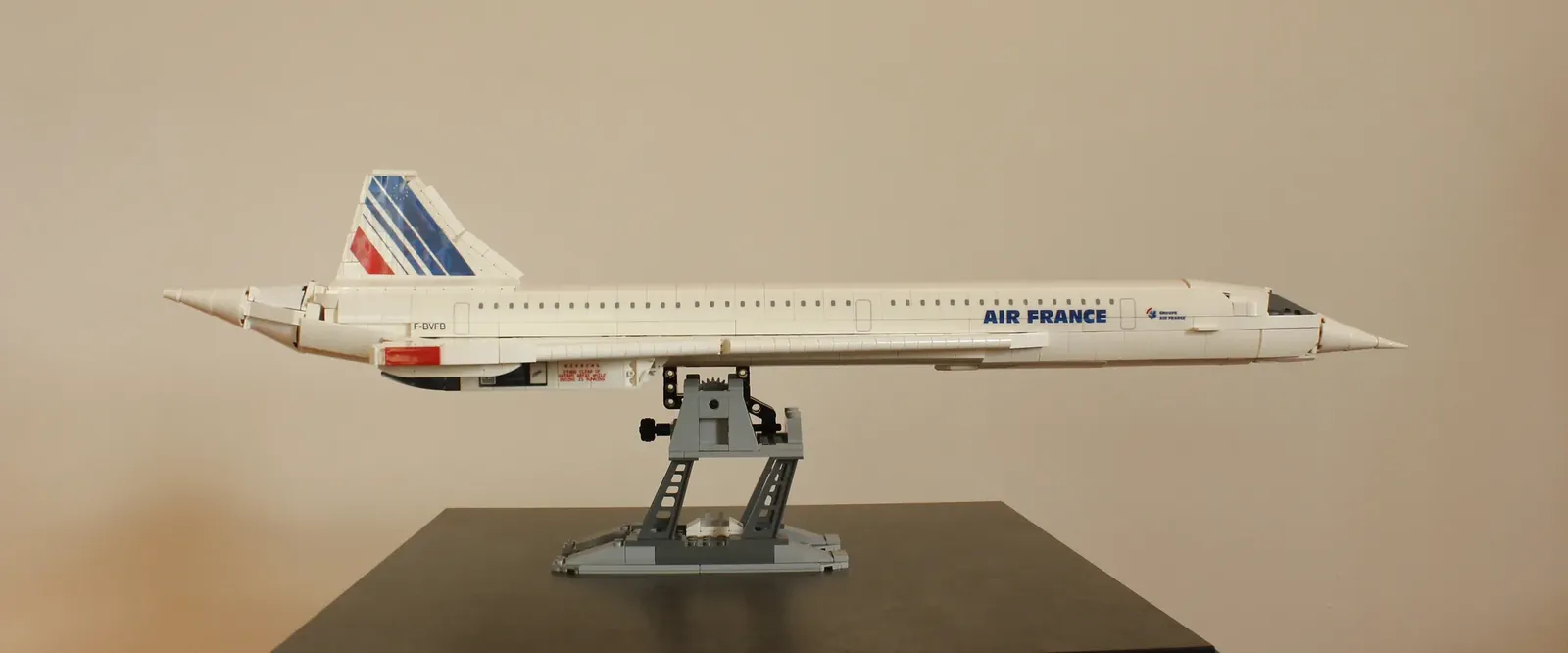 THE LEGENDARY CONCORDE Achieves 10K Supports on LEGO IDEAS