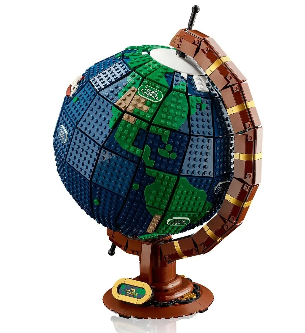 LEGO IDEAS The Globe 21332