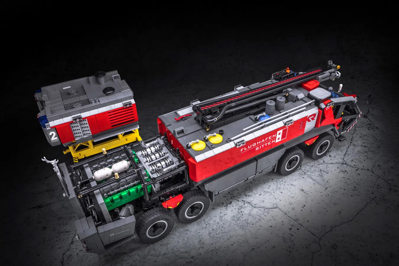 AIRPORT FIRETRUCK ROSENBAUER PANTHER 8X8 Achieves 10K Support on LEGO IDEAS