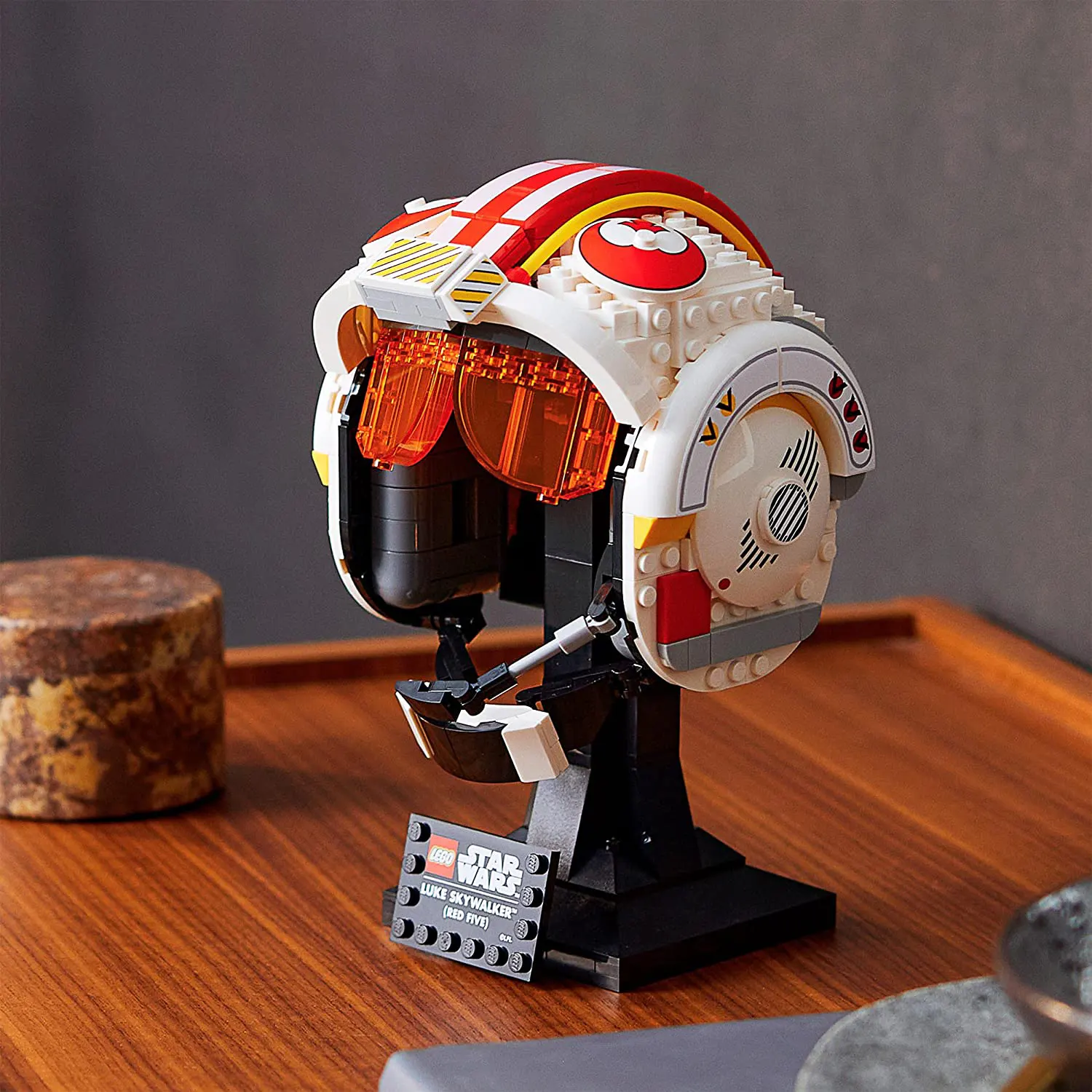 LEGO Star Wars Luke Skywalker Helmet 75327