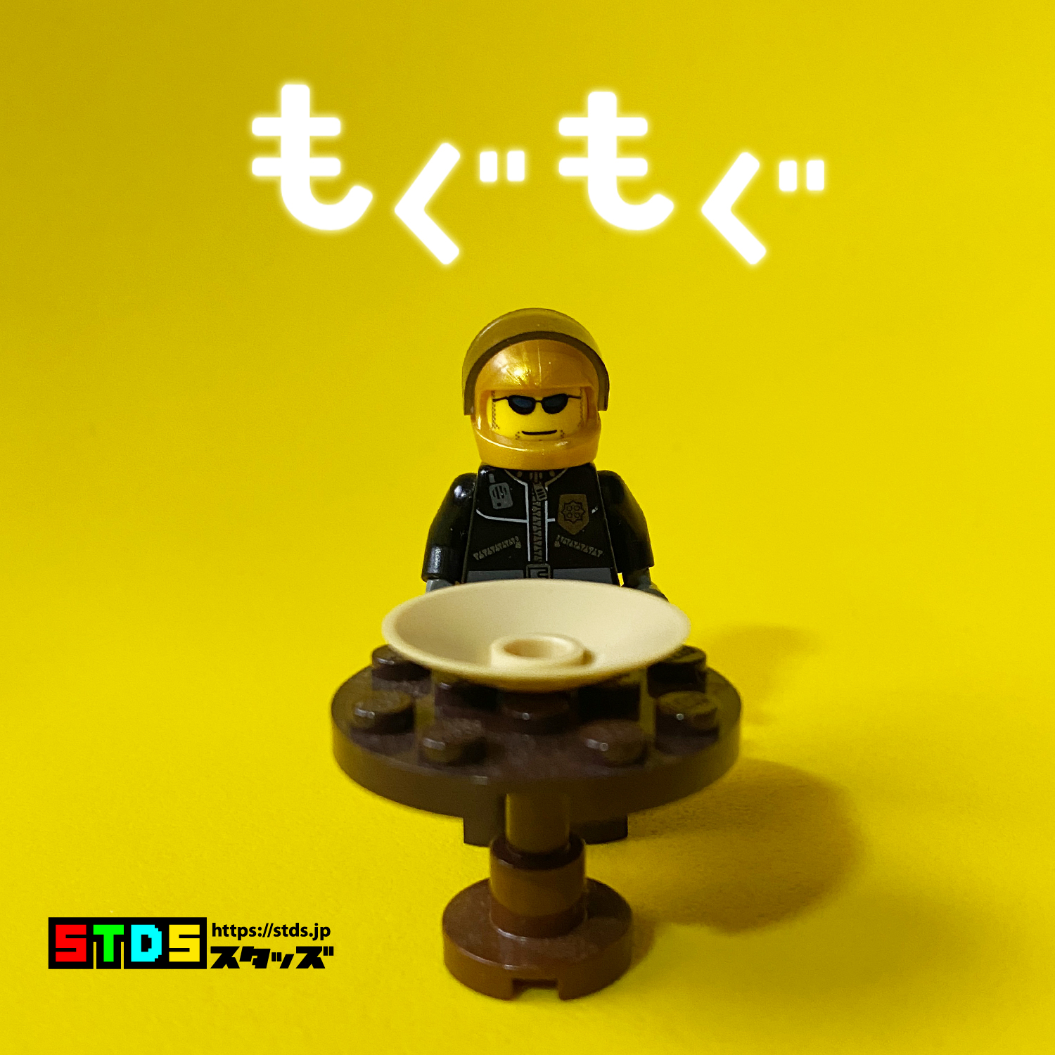 Expressing the Awful Taste of World Famous Salmiakki with LEGO